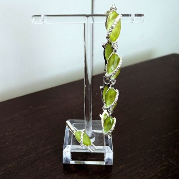 Avon Faux Citrine and Cubic Zirconia Silvertone Tennis Bracelet with Expander - Picture 9 of 9